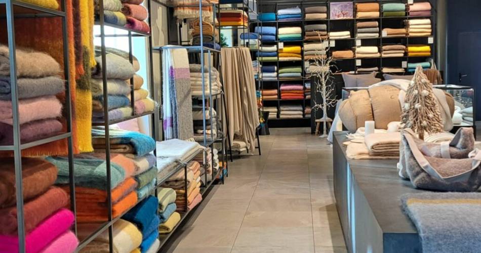 Boutique Brun de Vian-Tiran@Boutique Brun de Vian -Tiran_L'Isle-sur-la-Sorgue
