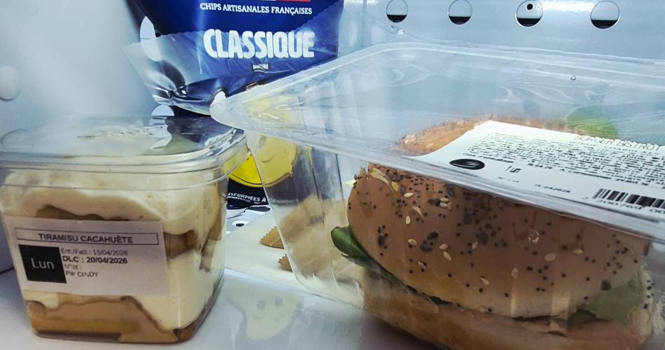 Manjadoria - Food Lockers 24/7@Frederique Martin
