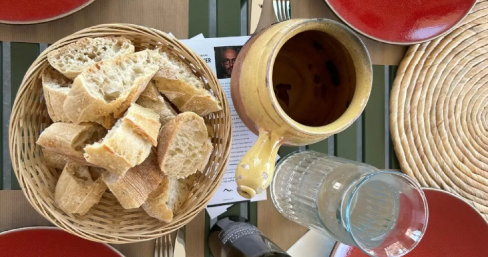 Gourmet meal in the heart of the Piéblanc Estate@Domaine de Piéblanc