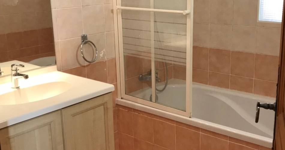 Les Gîtes de Baye - Le Mûrier (Groups & Seminars)@Florence de Gardebosc