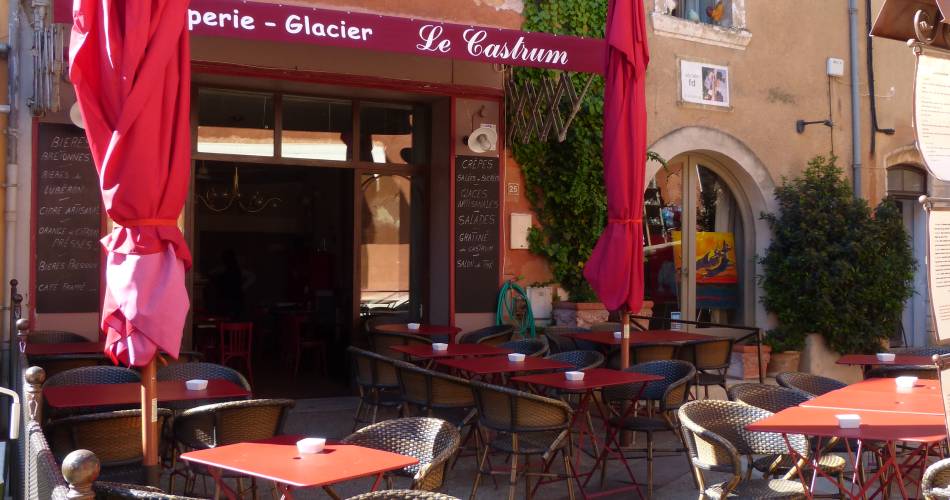 Le Castrum@OTI Pays d'Apt Luberon