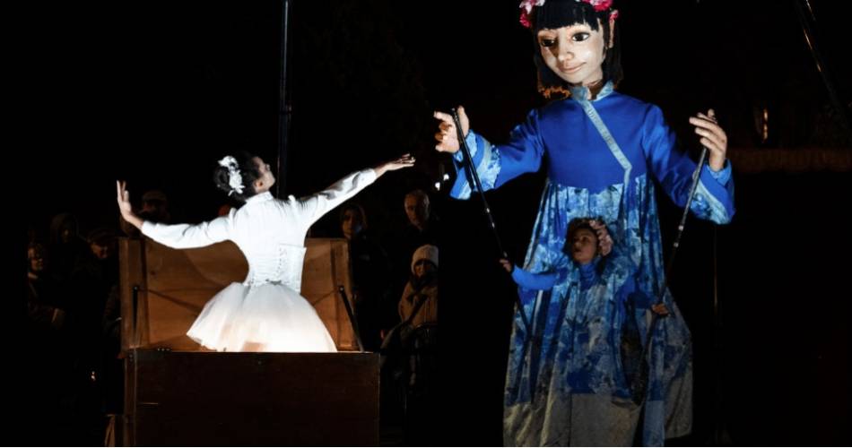 Petite Fleur's 4 seasons@©Cie Archibald Caramantran