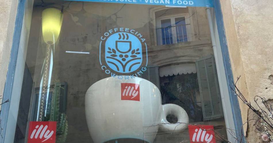 Coffeecina@®cyril