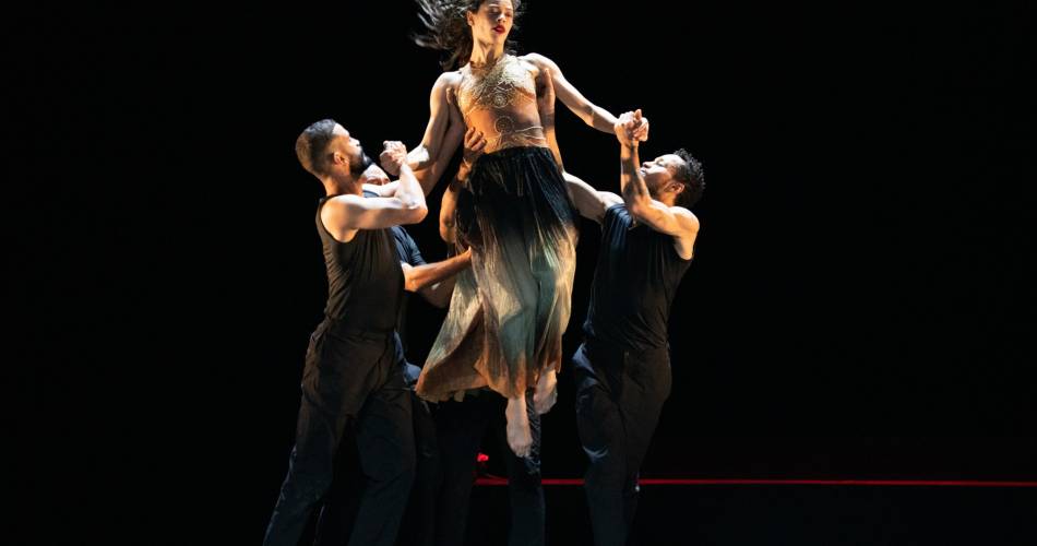 Carmen' Abou Lagraa Tunis Opera Ballet - Festival Vaison Danses@Vaison Danses