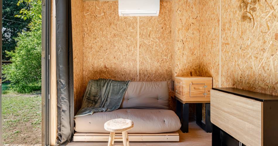 Tinyhouse&abeilles : séjour insolite en Provence@© Happy-Culture