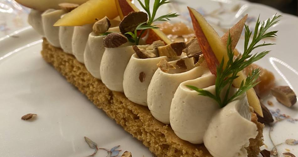 Une femme en cuisine@CD