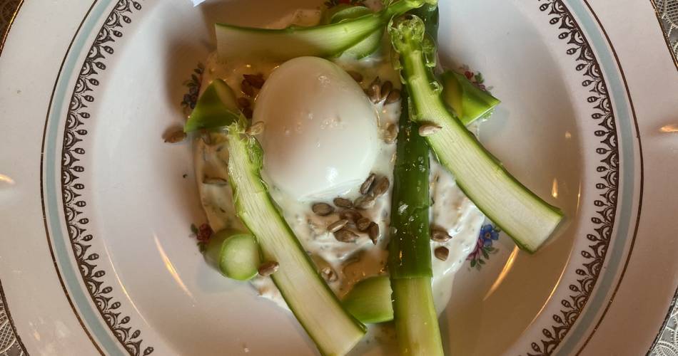Une femme en cuisine@CD
