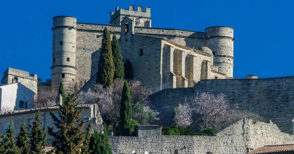 JEMA op Château du Barroux: Gebaren die weerklinken@Château du Barroux