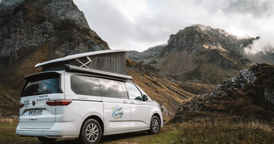 VAN-AWAY PROVENCE@Van-away