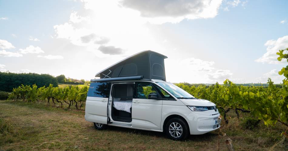 VAN-AWAY PROVENCE@Van-away