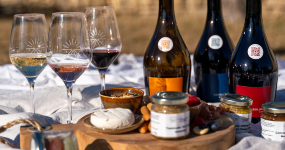 Révélation terroirs : dégustation de vins, huiles d'olive et planche gourmande aux Terrasses d' Adrien@Révélation terroirs : dégustation de vins, huiles d'olive et planche gourmande aux Terrasses d' Adrien_Sannes
