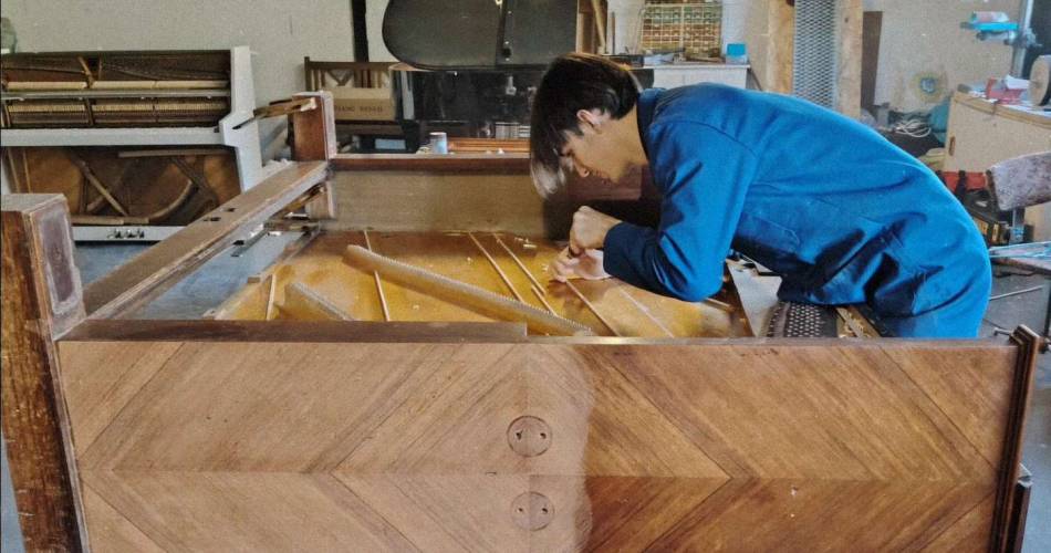 Luthier et restaurateur de pianos | Lucas Gauthier Lurty@Lucas Gauthier-Lurty