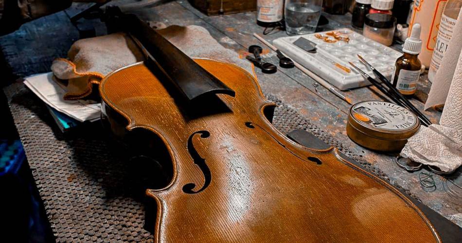 Luthier et restaurateur de pianos | Lucas Gauthier Lurty@Lucas Gauthier-Lurty