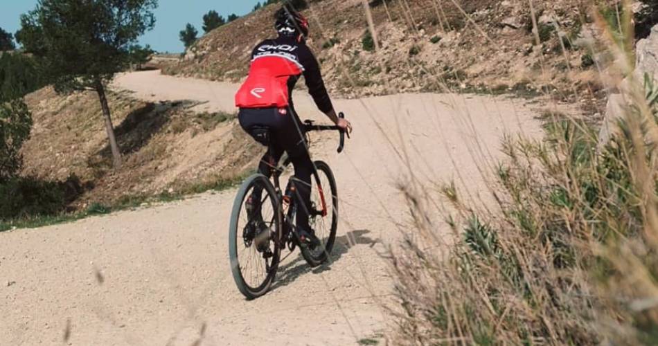 Boucle gravel N° 45-D'Avignon Aux Alpilles@@ProvenceExplore