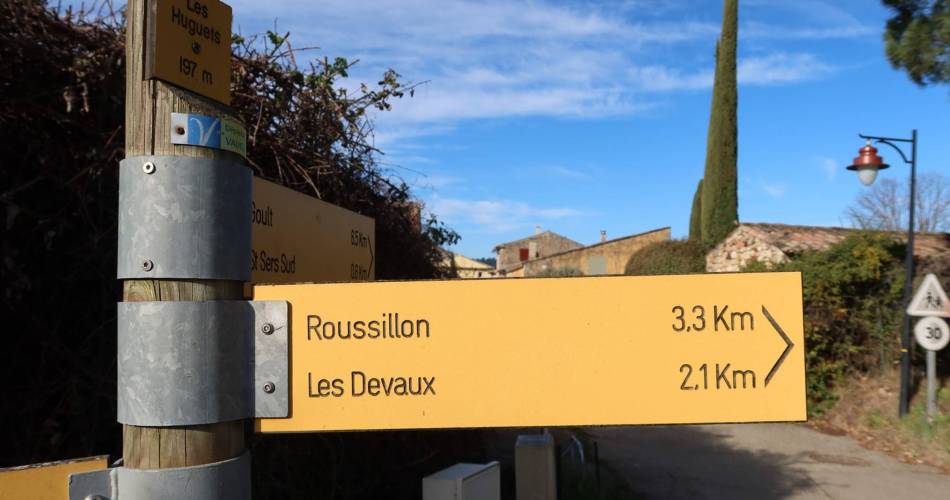 ROUSSILLON - Tour des Huguets@©Pauline Rimbert - PNR Luberon