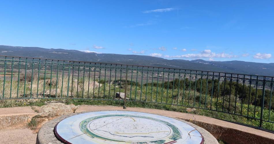 ROUSSILLON - Tour des Huguets@©Pauline Rimbert - PNR Luberon