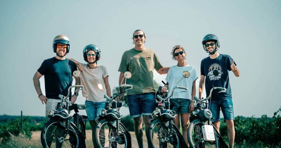 Balade en solex et dégustation de vin@© Domaine des Favards