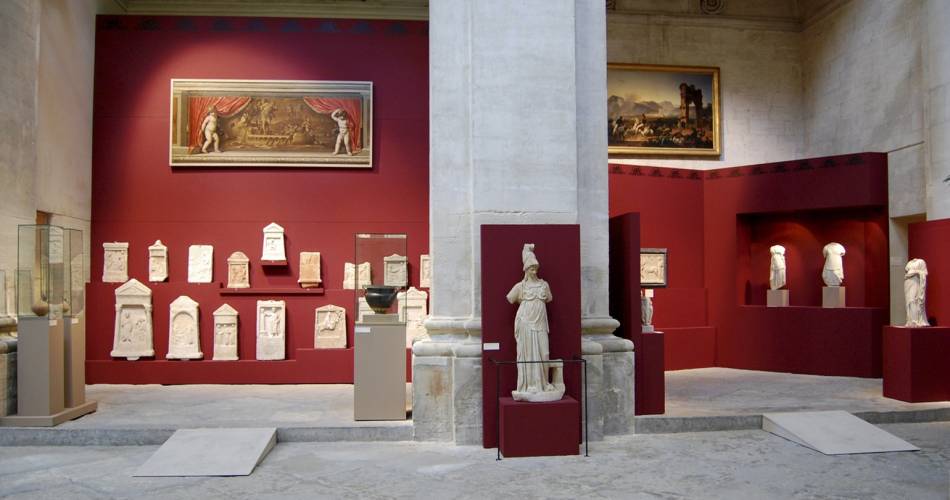 La nocturne du musée Lapidaire - Convivium, à la découverte du banquet romain antique@©Ville d'Avignon