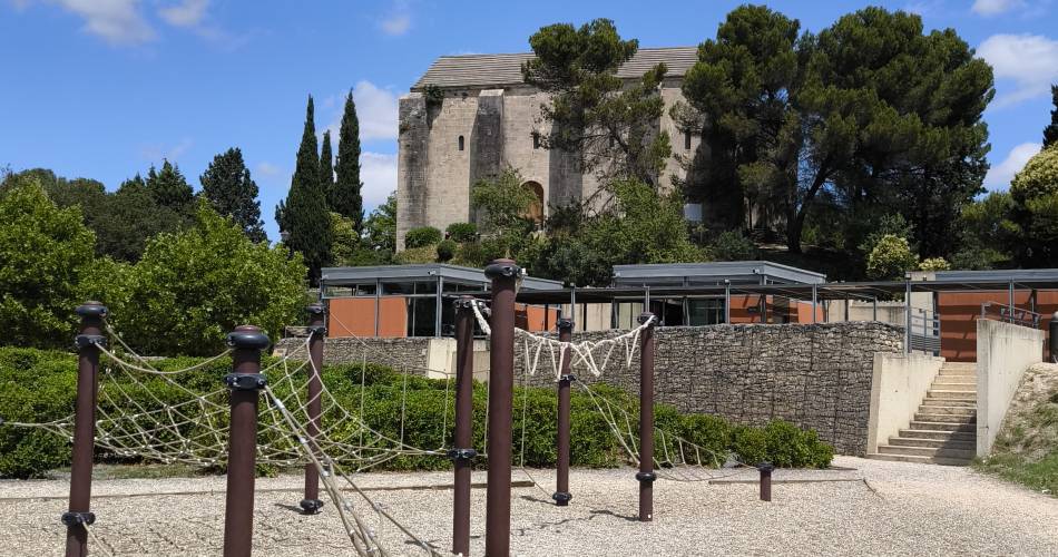 Balade contée «Murmures de pierres»@CPoirier Grand Avignon