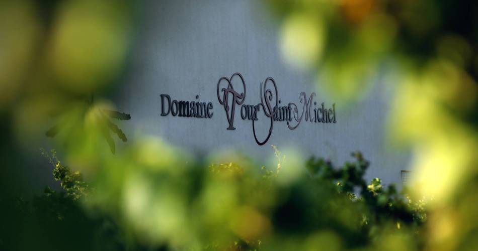 Vivez une dégustation au cœur du terroir au Domaine Tour Saint Michel@Tour saint michel