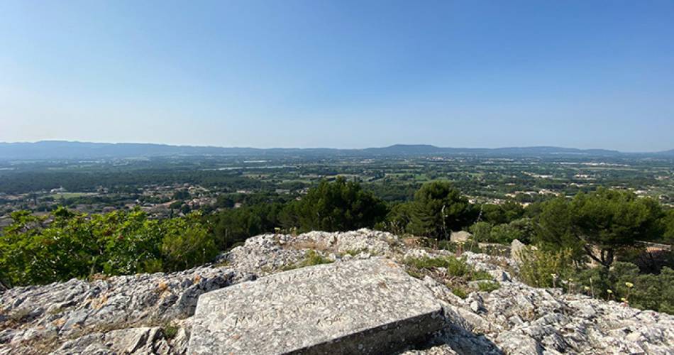 Circuit en pays vaudois et garrigue@Destination Luberon