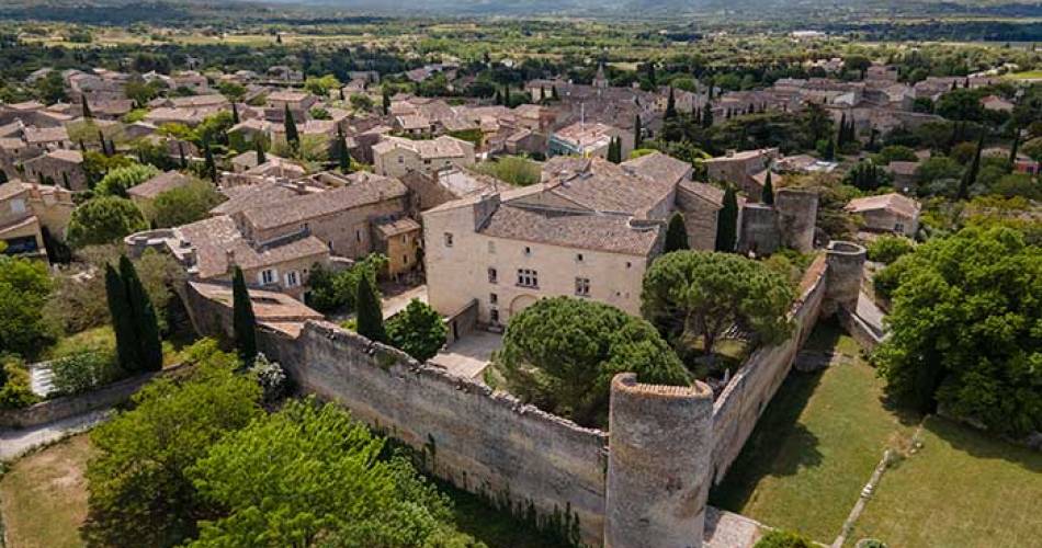 Conférence : Cabrières d'Avignon, 1720 : La peste derrière la muraille@Judith Voyages