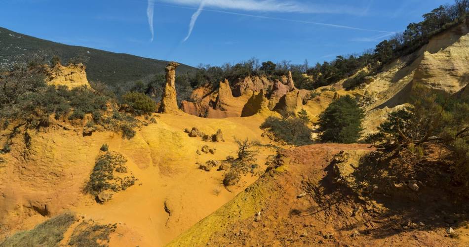 SAINT-SATURNIN-LÈS-APT - RUSTREL - Immersion ocreuse@©X. Cailhol-VPA