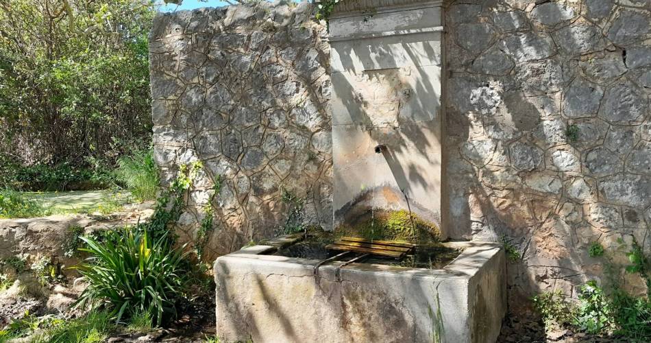 SAINT-SATURNIN-LÈS-APT - RUSTREL - Immersion ocreuse@©Eric Garnier - PNR Luberon