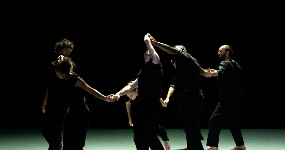 Danse - A l'ombre d’un vaste détail, hors tempête.@Christian Rizzo (c) Marc Domage