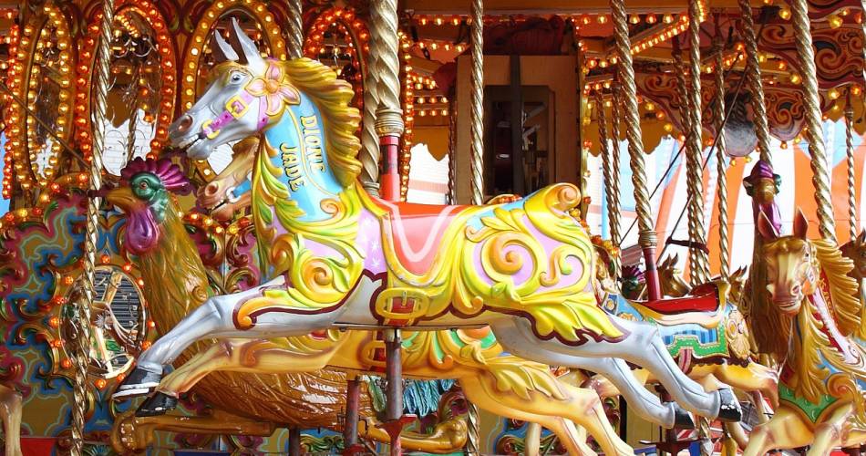 Fête votive@©Image par PublicDomainPictures de Pixabay